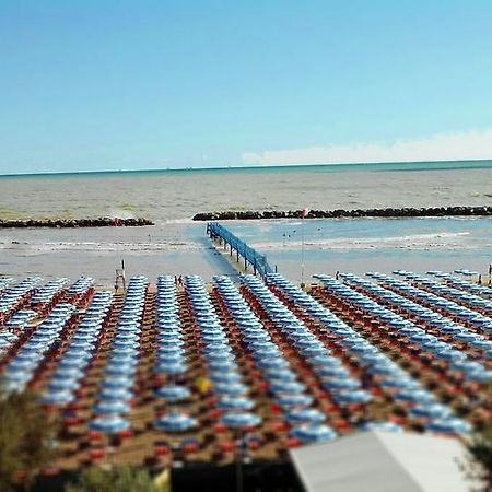 Happy Camping Village Bellaria-Igea Marina Exterior foto